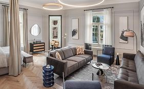River Dance Suites By Adrez